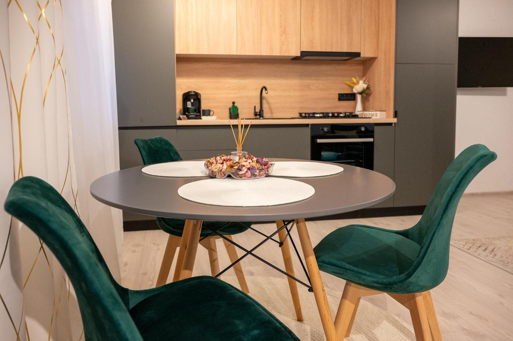Luna Ap 1 Apartment *